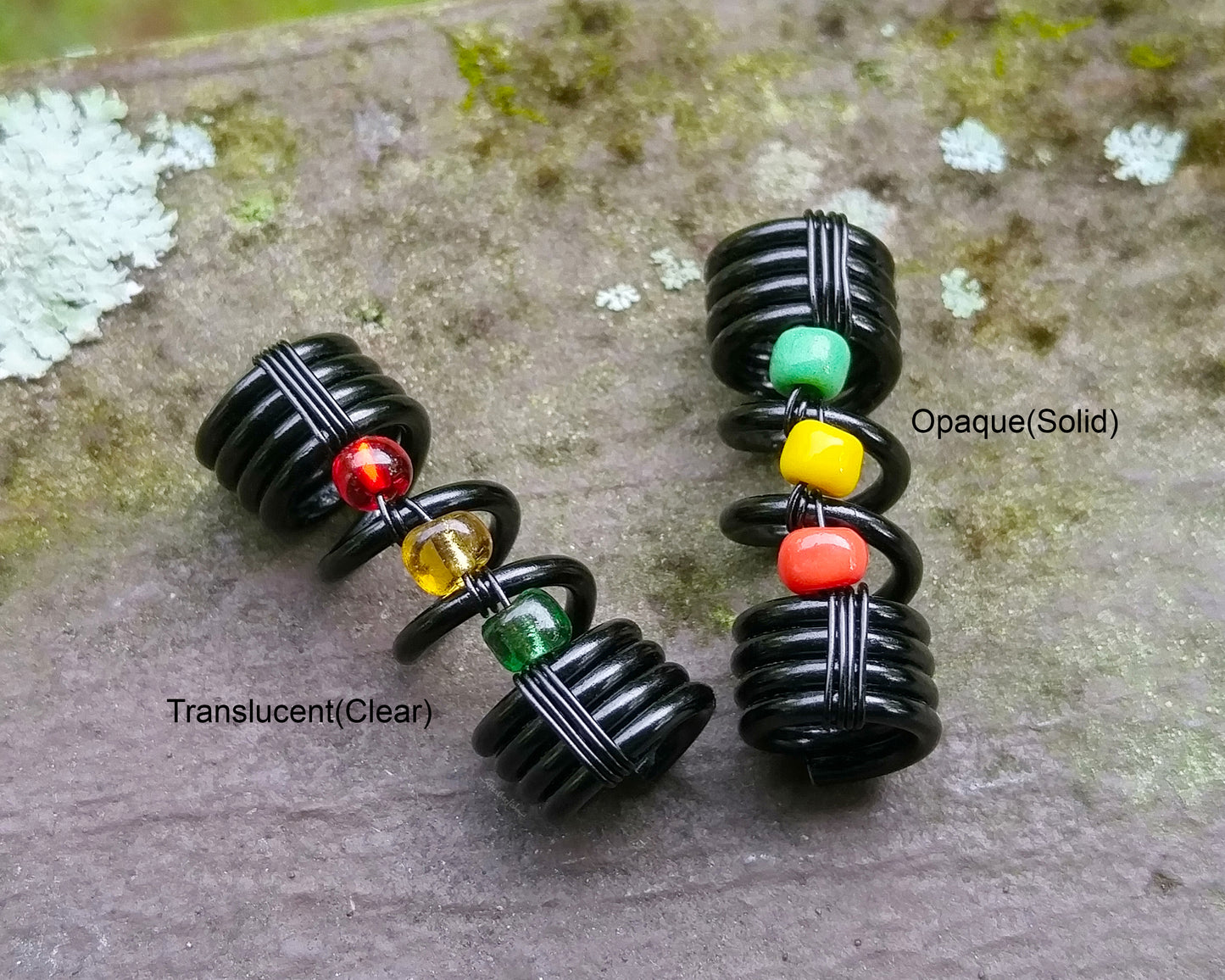 A top view of One Rasta Dread Bead with options in Glass Bead Type.