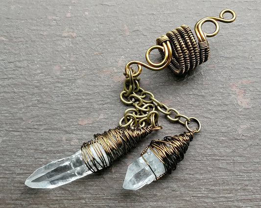 A top view of Double Crystal Woven Loc Bead.