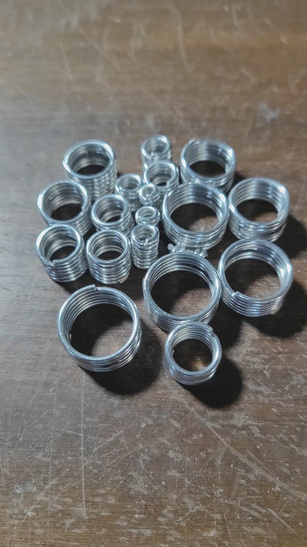 Video showing measurement sample coils.