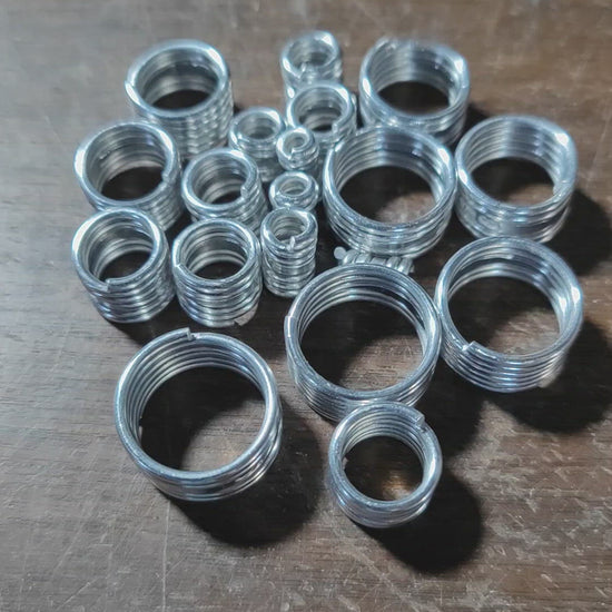 Video showing measurement sample coils.