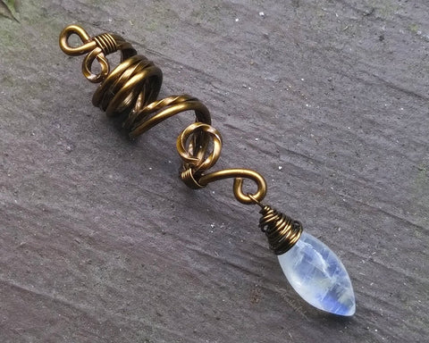 A top view of a Moonstone Loc Bead.
